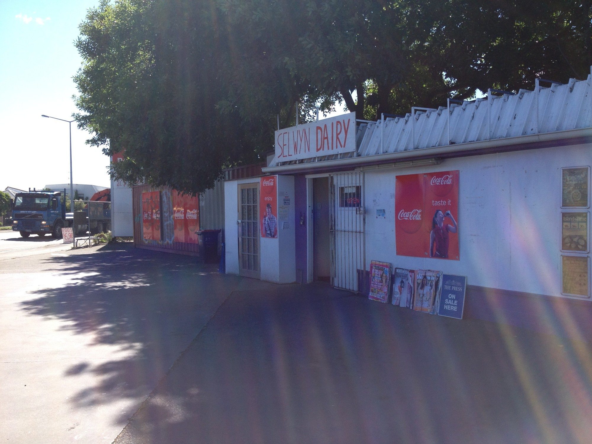 Christchurch rebuilding with shipping containers