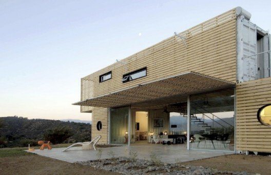 Infiniskis Manifesto Shipping Container House